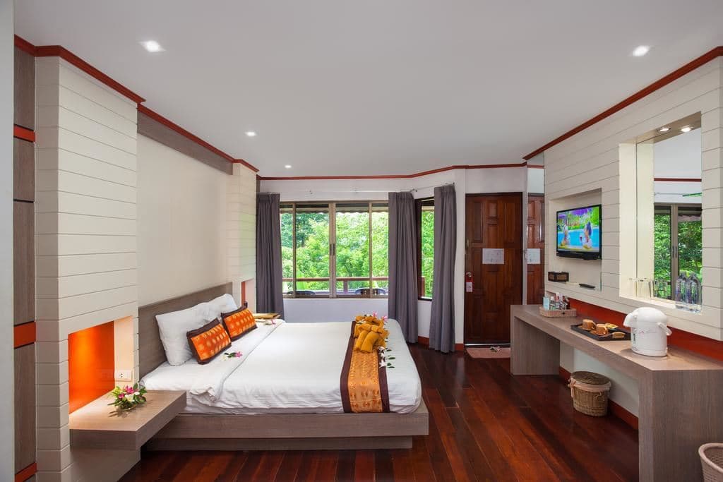 rooms-superior-room