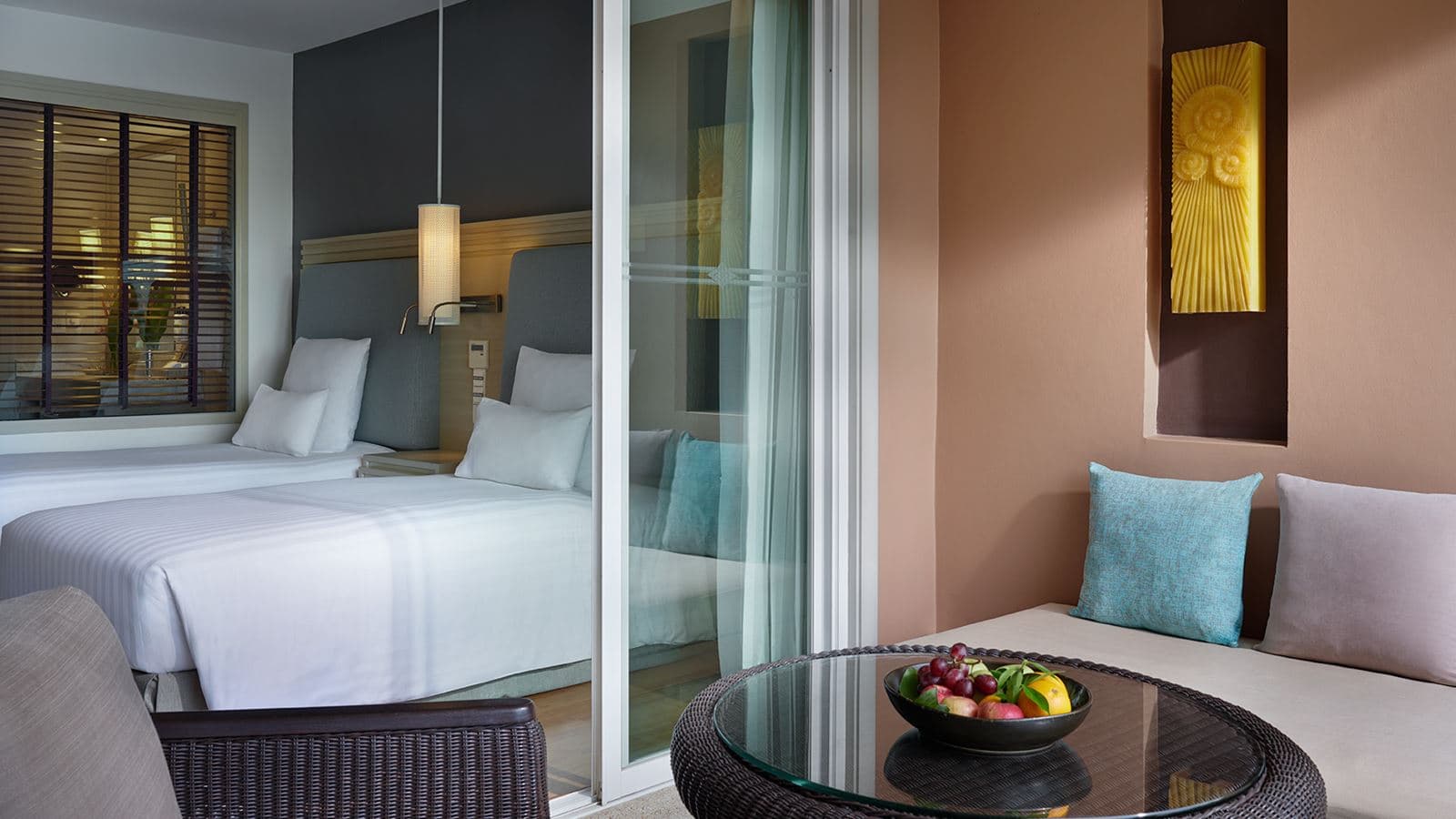 rooms-deluxe-garden-room