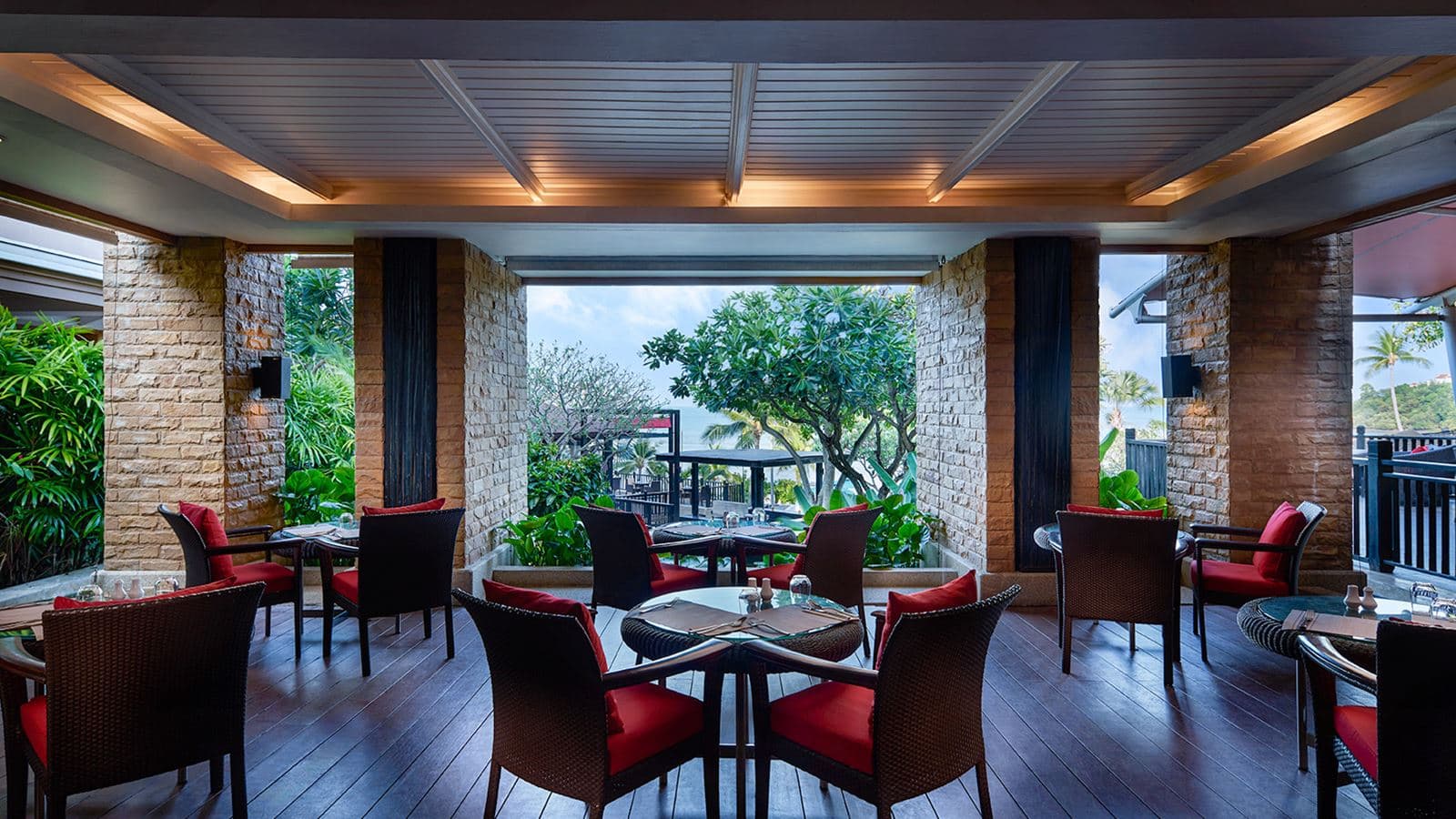 restaurants-aqua