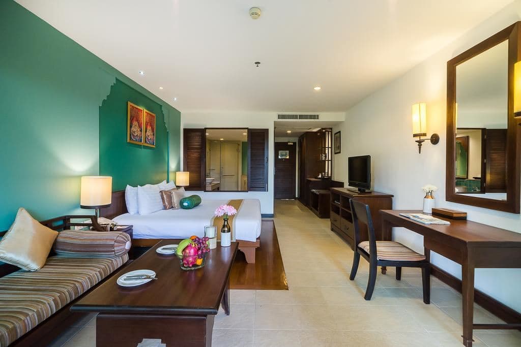 rooms-deluxe-room
