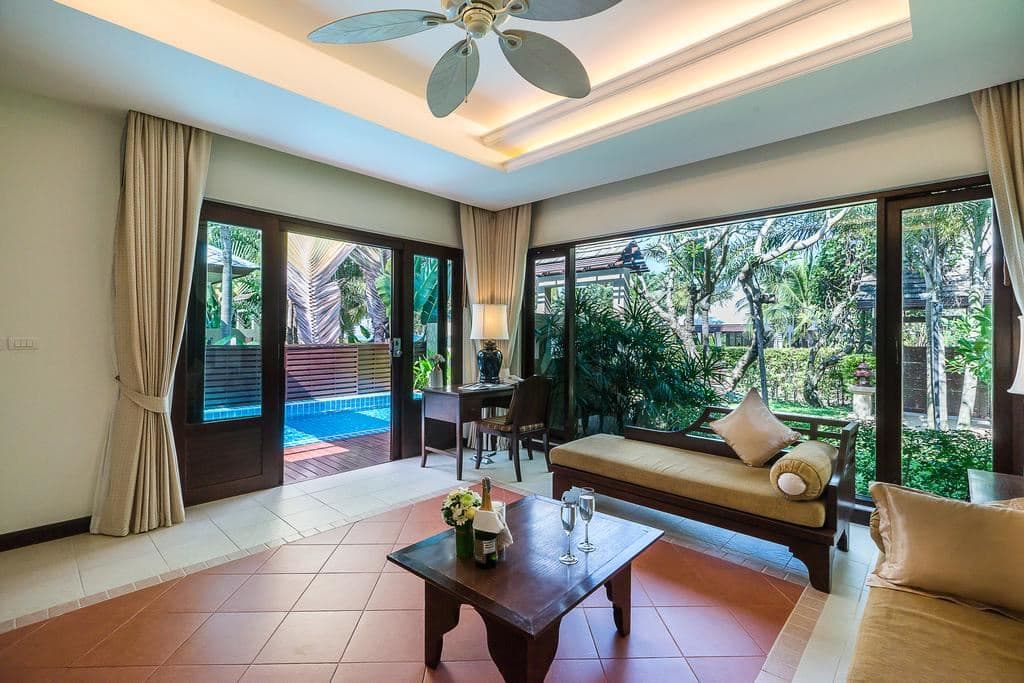 rooms-pool-villa
