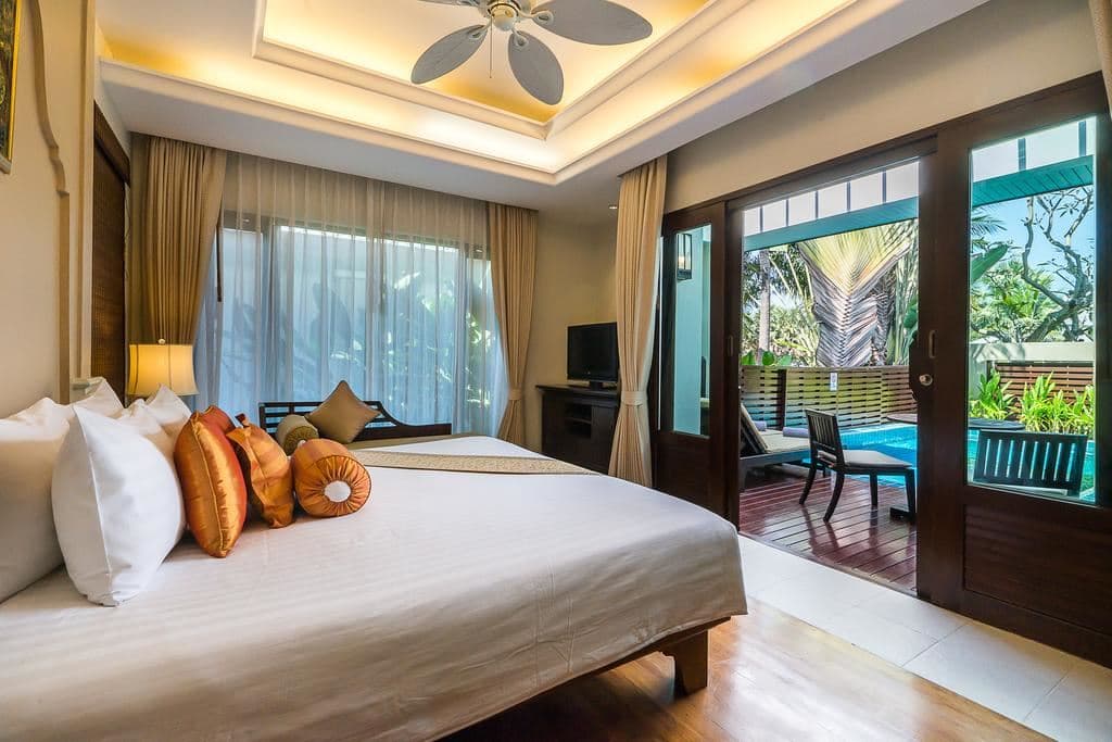 rooms-pool-villa
