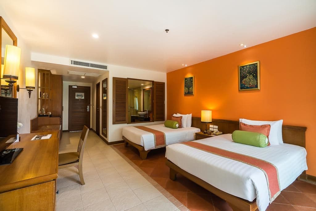 rooms-superior-room