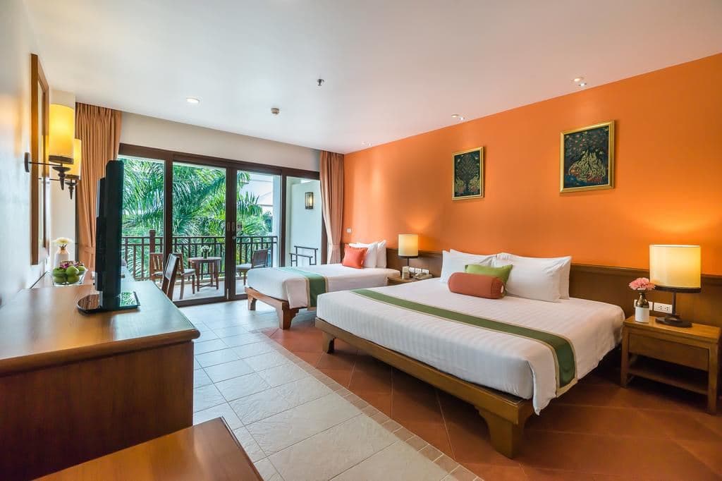 rooms-deluxe-triple-room