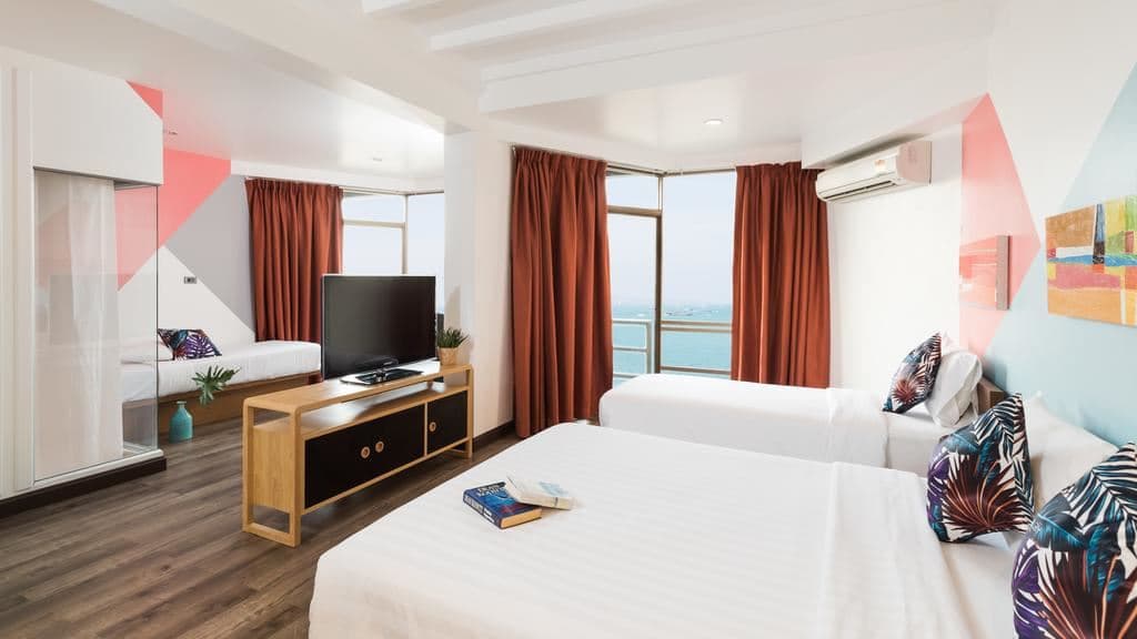 rooms-family-room