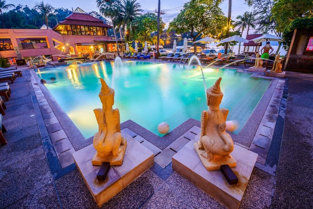 pools-outdoor-pool