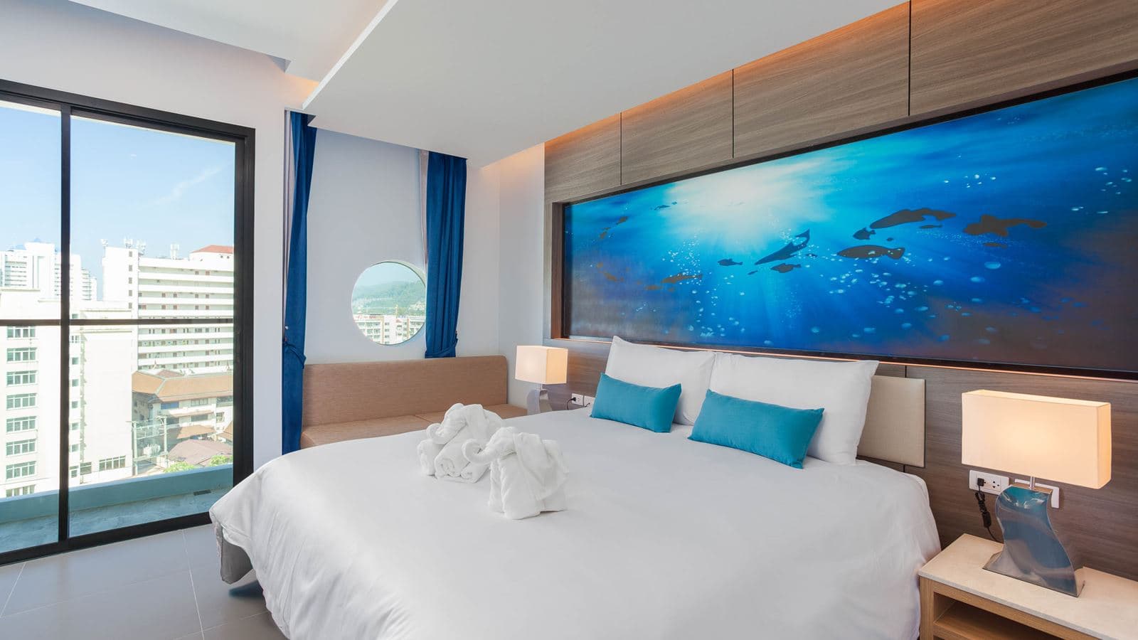 rooms-deluxe-double