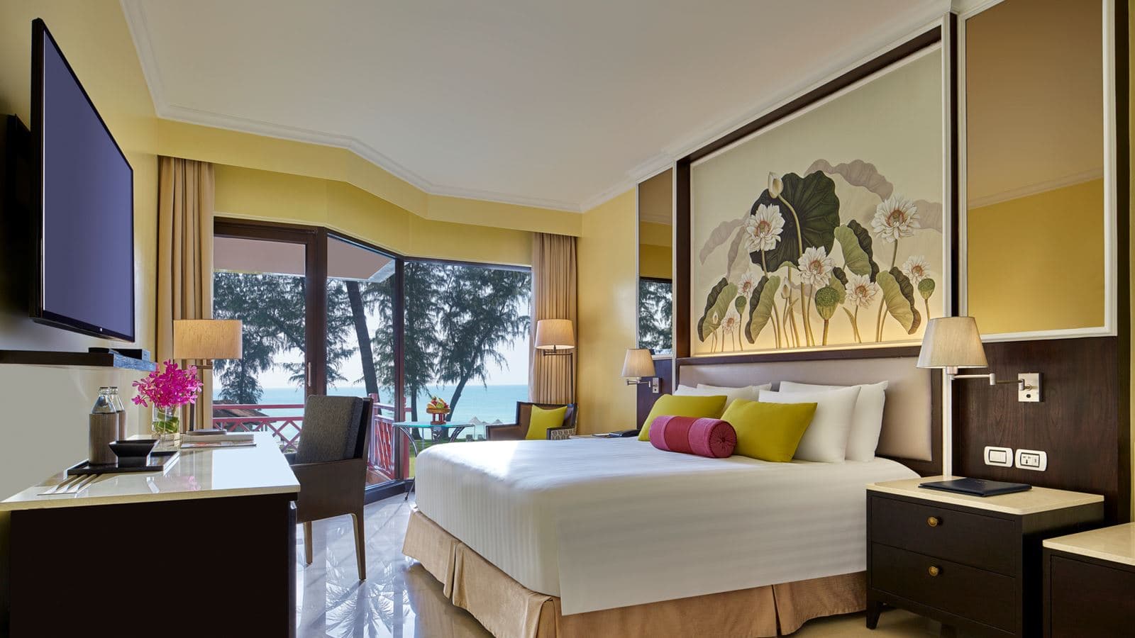 rooms-deluxe-ocean-front
