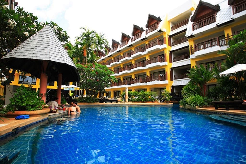 pools-outdoor-pool