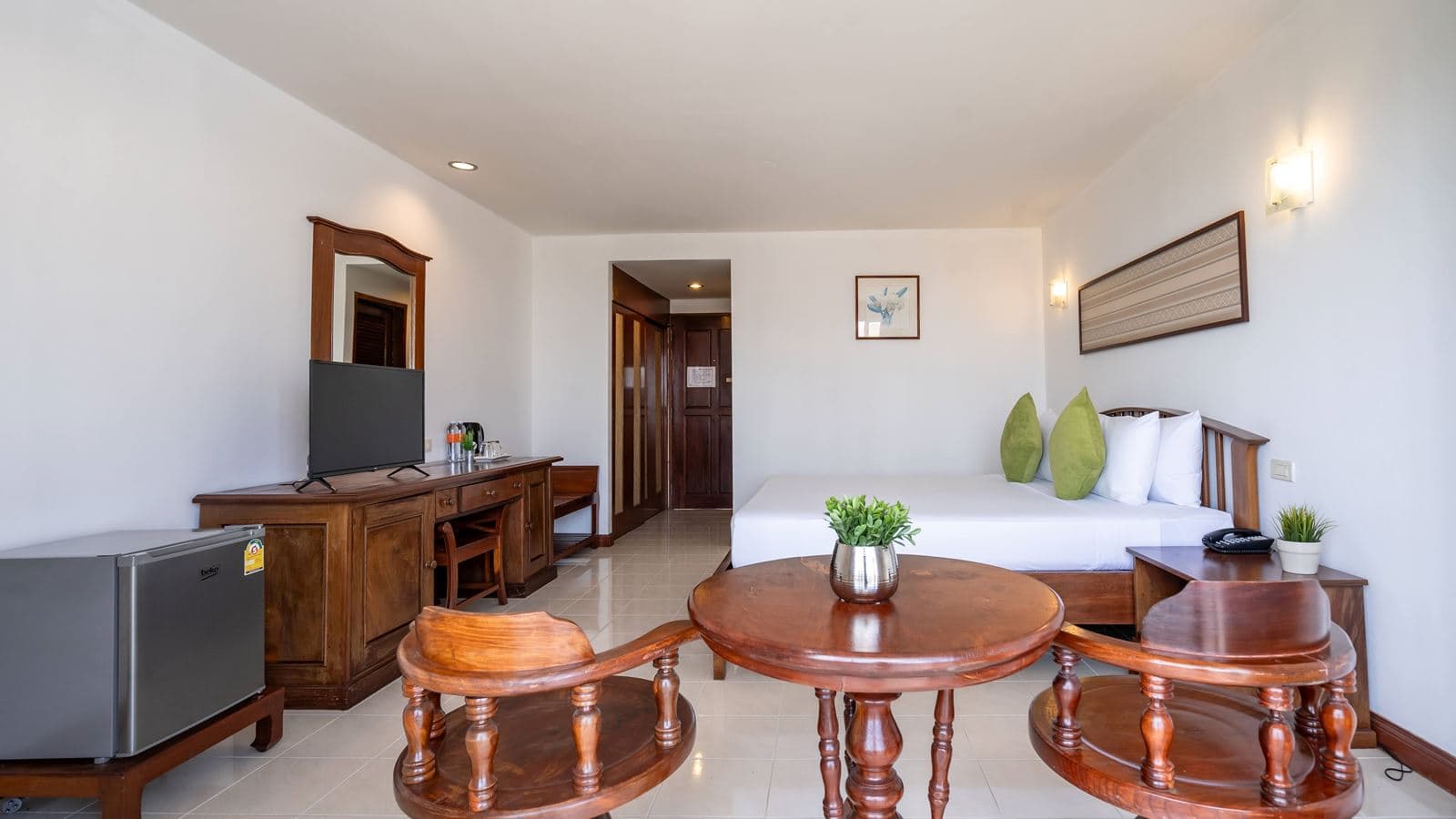 rooms-superior-room