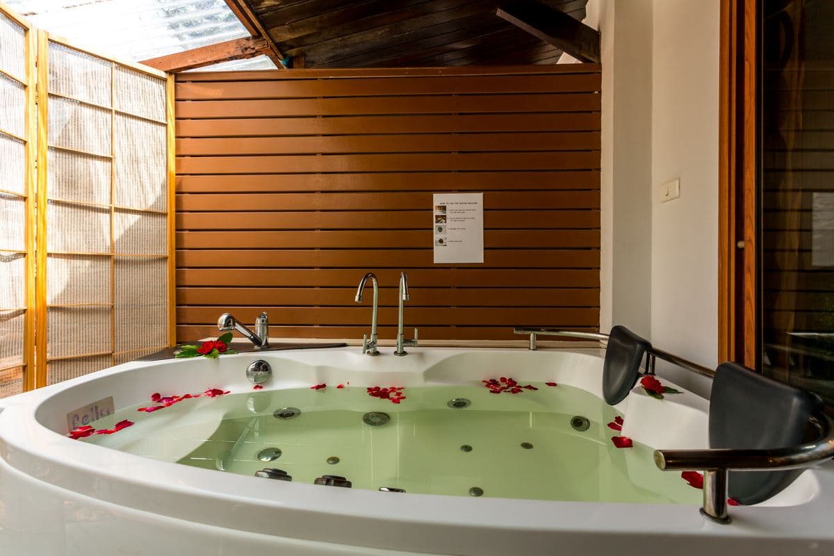 rooms-deluxe-honey-moon