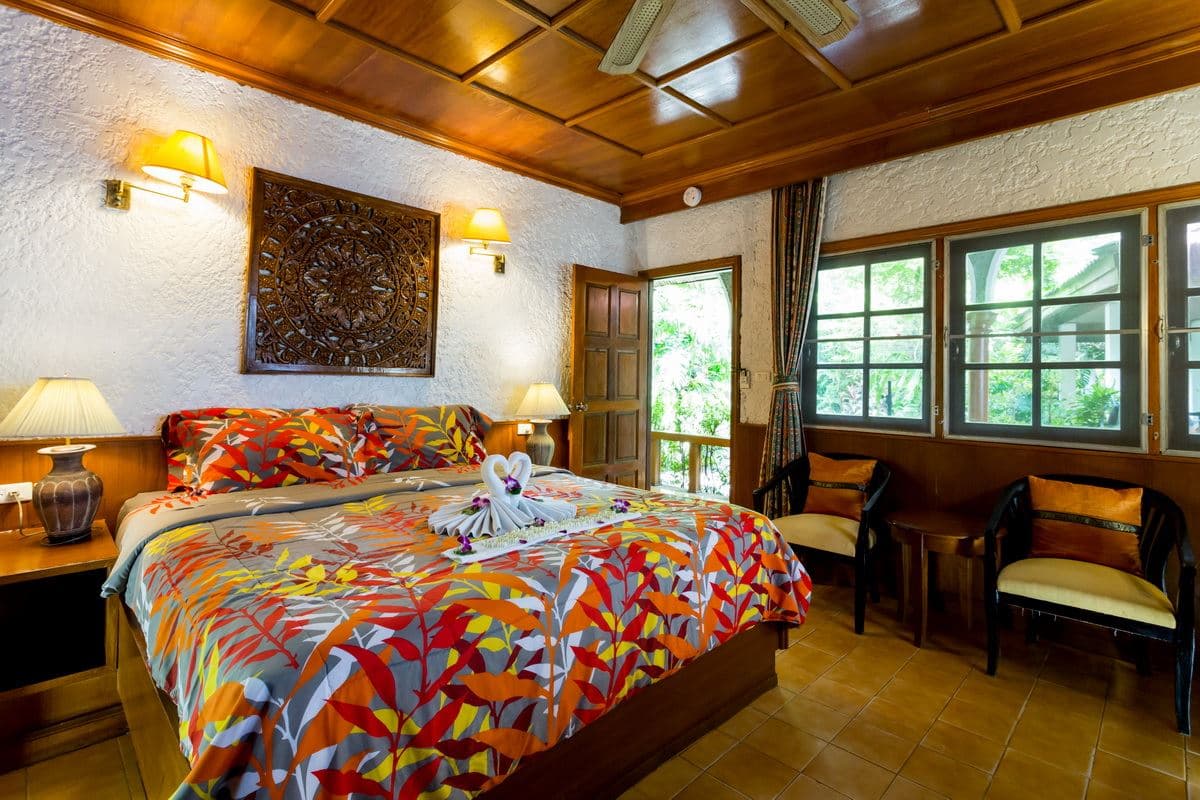 rooms-superior-room