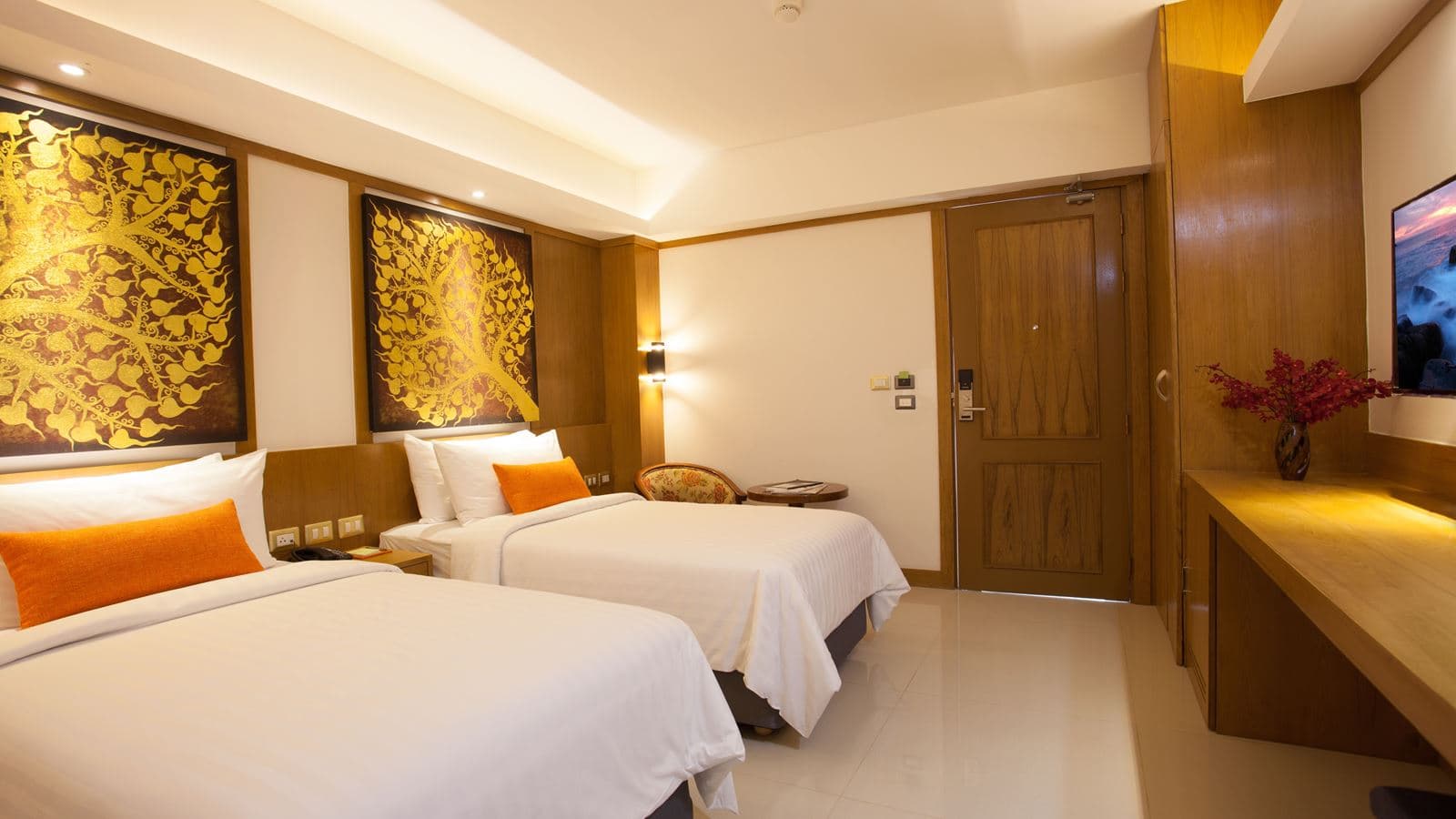 rooms-superior-room