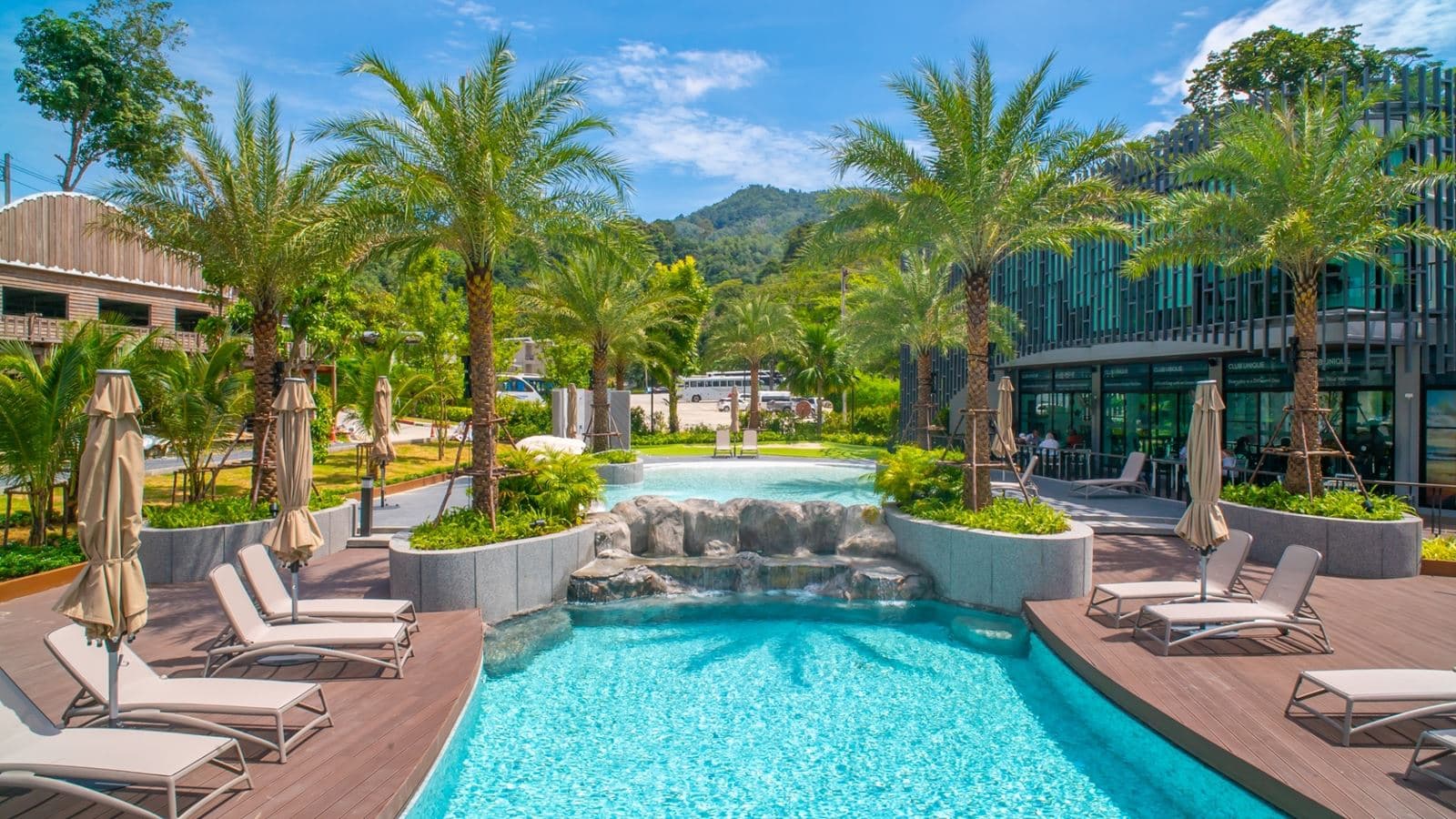 pools-outdoor-pool