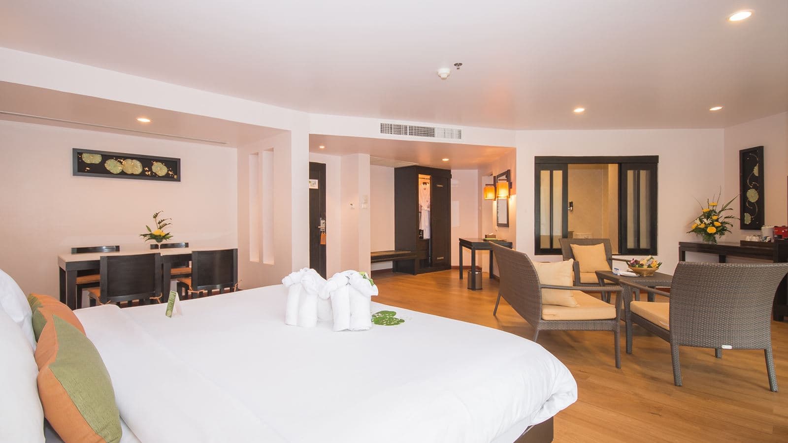 rooms-junior-suite