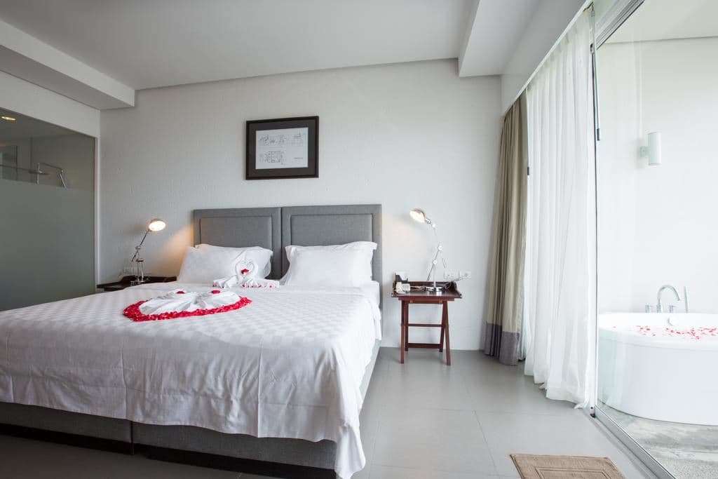 rooms-grand-jacuzzi