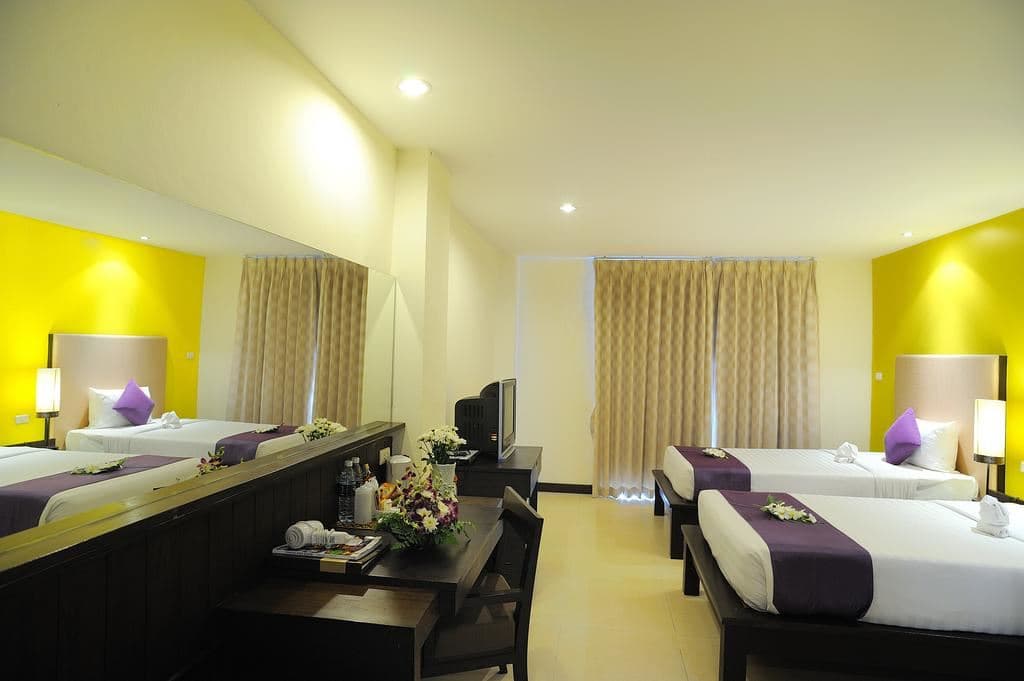 rooms-superior-room