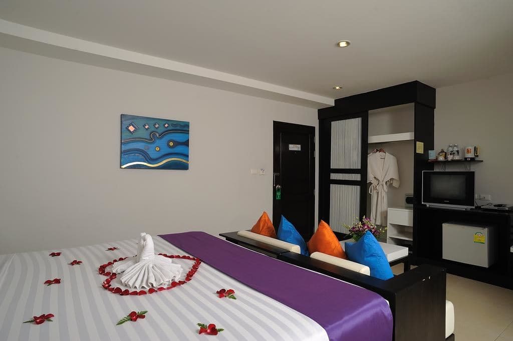 rooms-deluxe-room