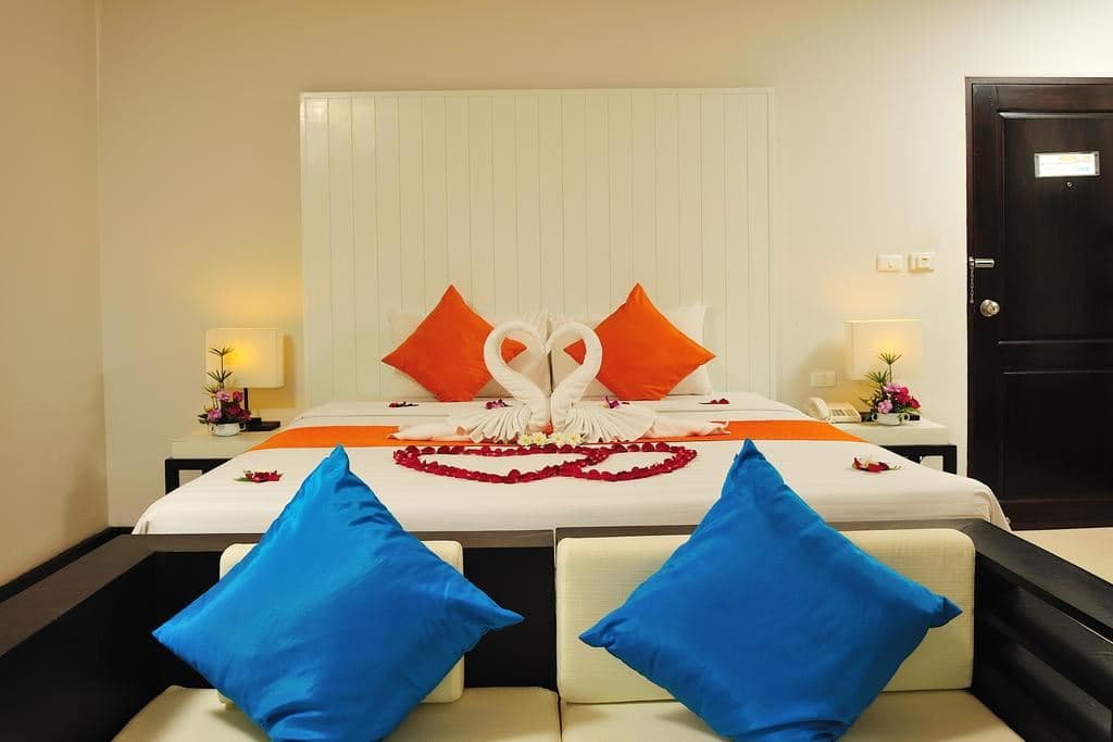 rooms-deluxe-room