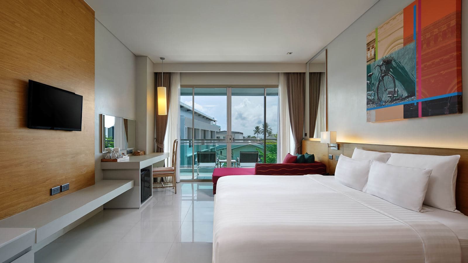 rooms-deluxe-room