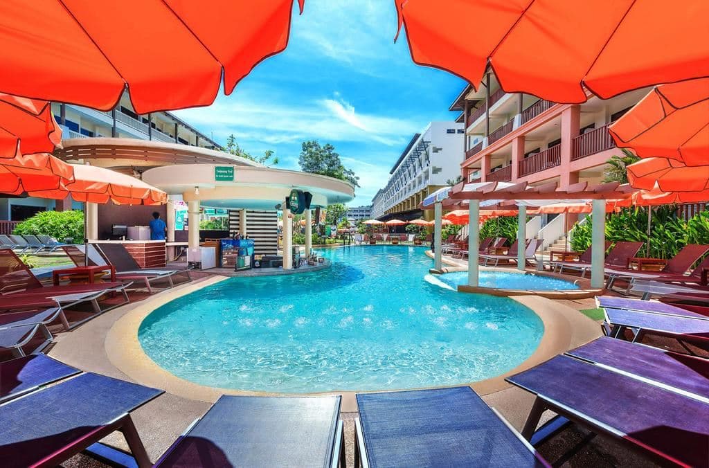 pools-outdoor-pool