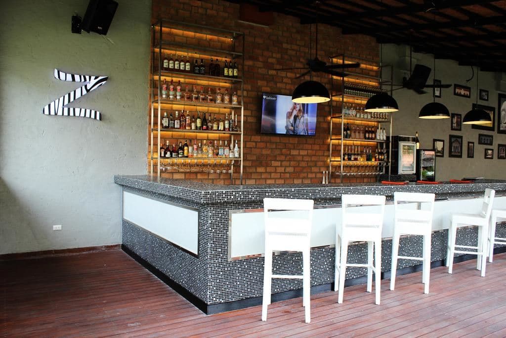 bars-sea-star-bar
