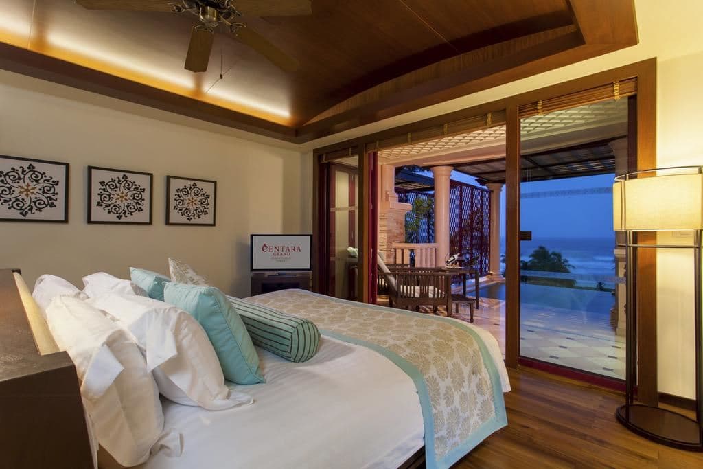 rooms-deluxe-suite-private-pool