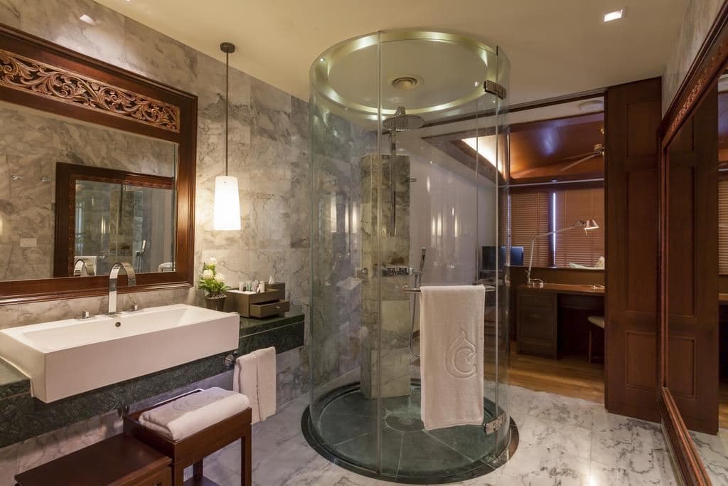 rooms-premium-spa-child-sharing-bed