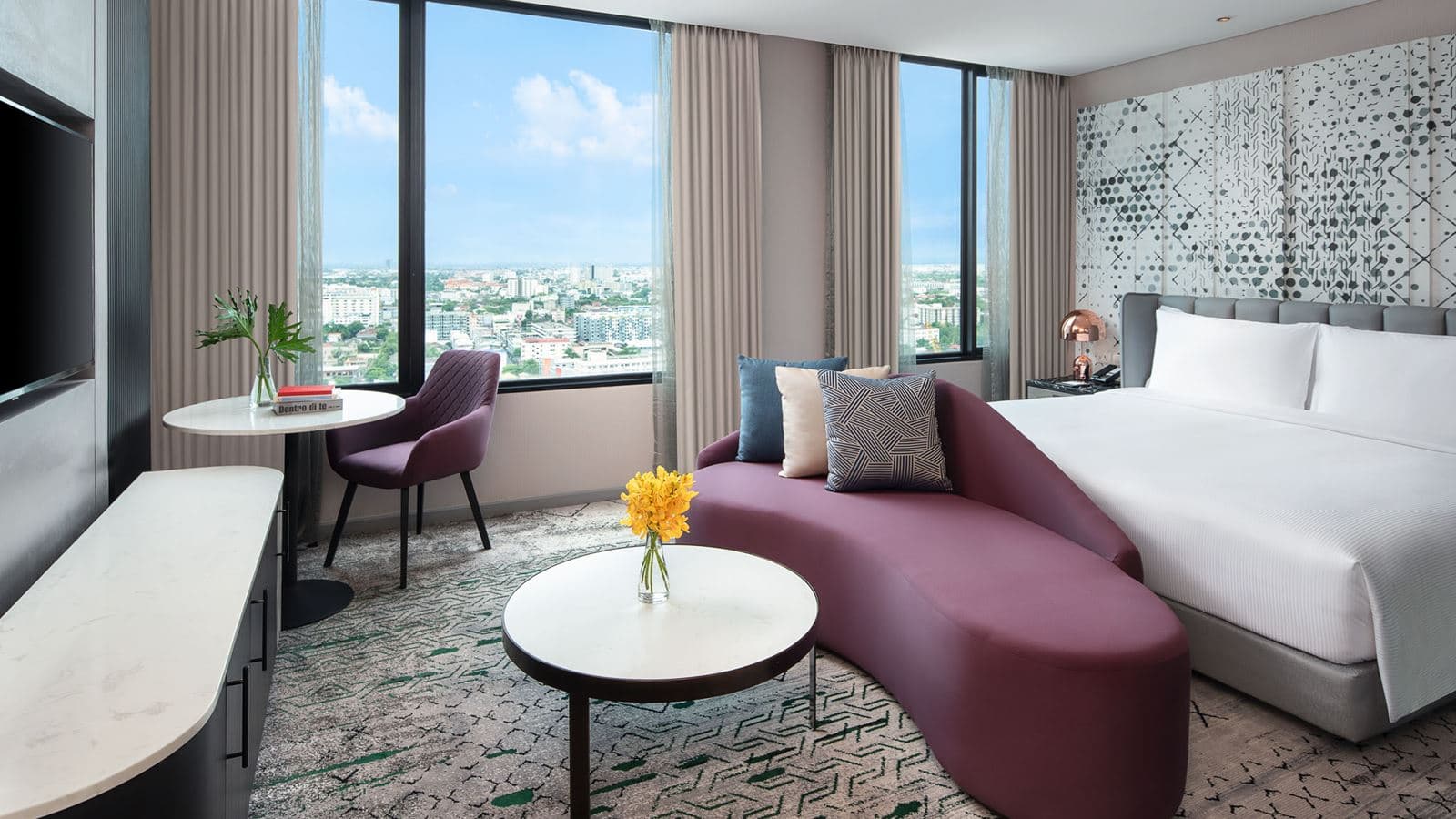 rooms-deluxe-room