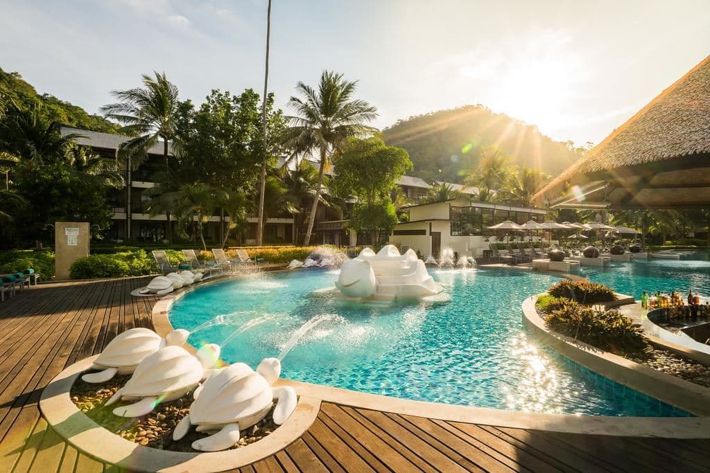 pools-outdoor-pool