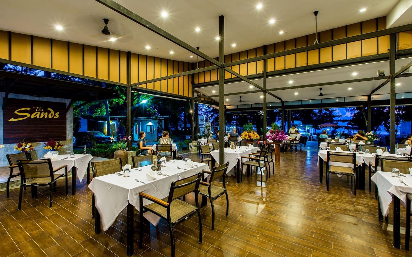 restaurants-sand-restaurant