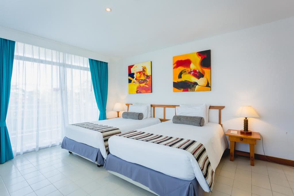 rooms-residence-two-bedrooms-garden-view