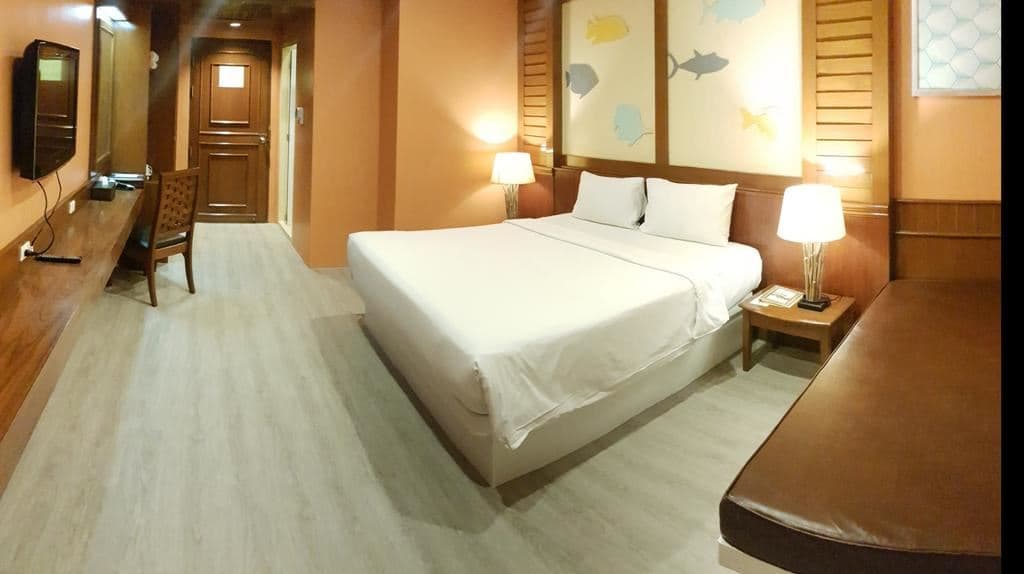 rooms-superior-room