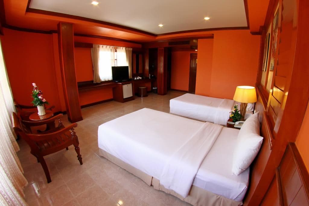 rooms-superior-room