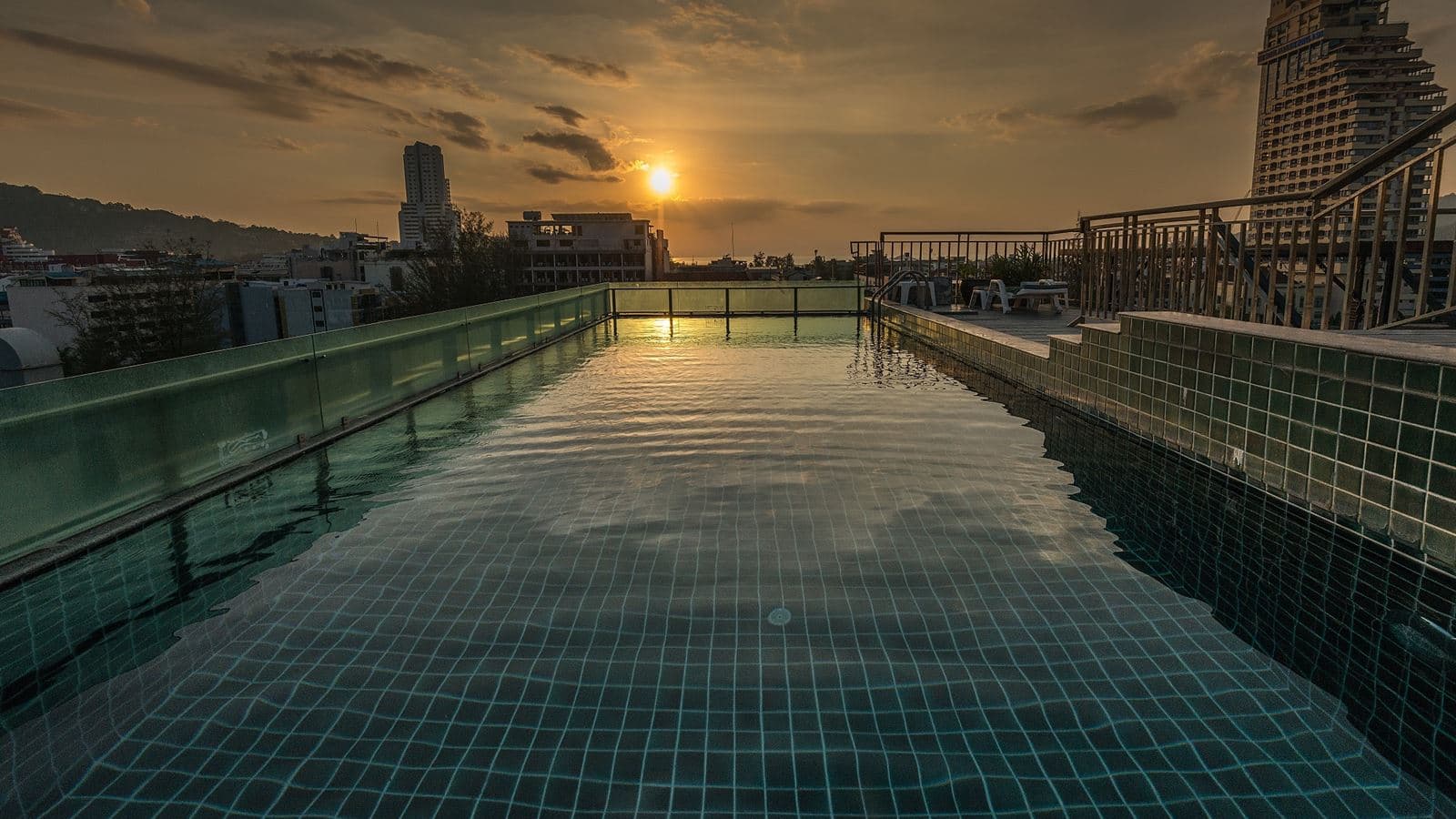 pools-outdoor-pool