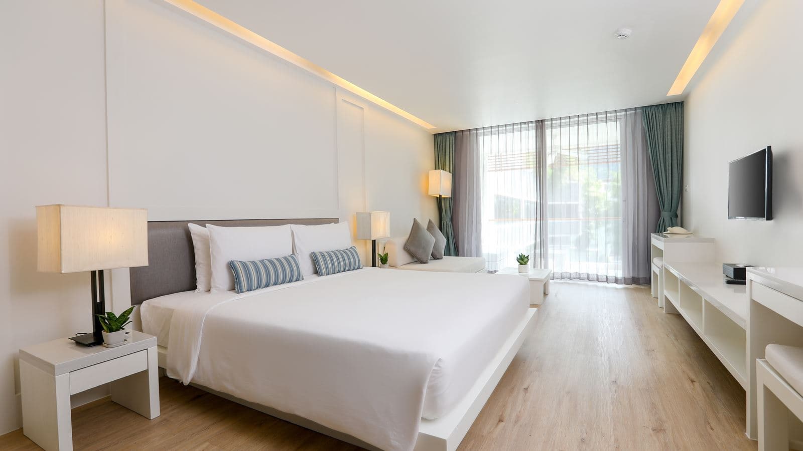 rooms-daylight-room