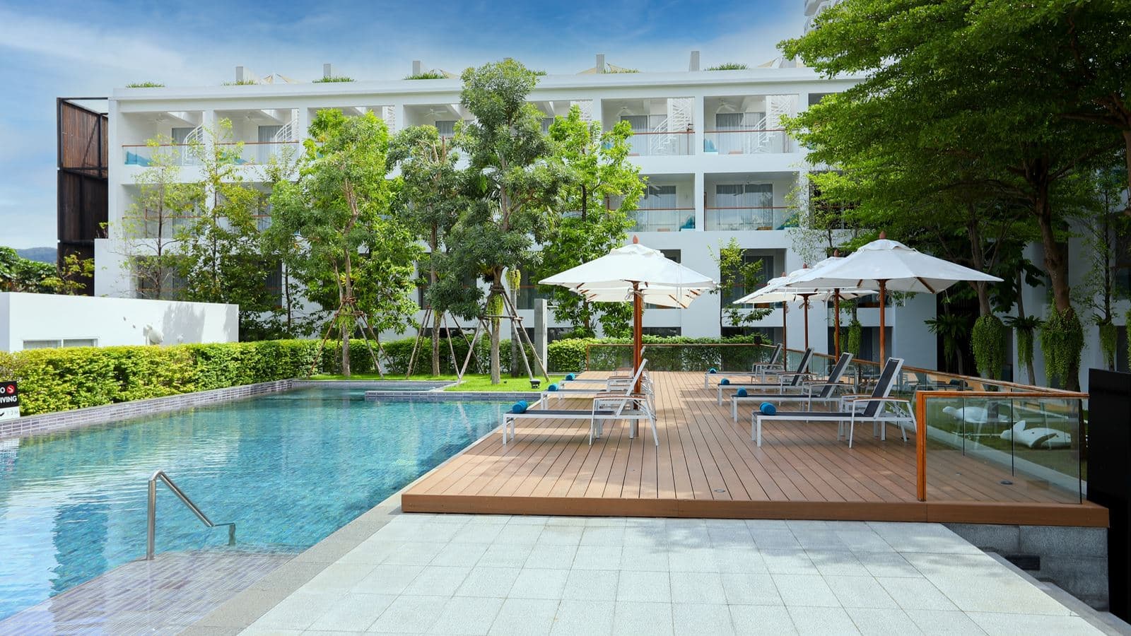 pools-outdoor-pool