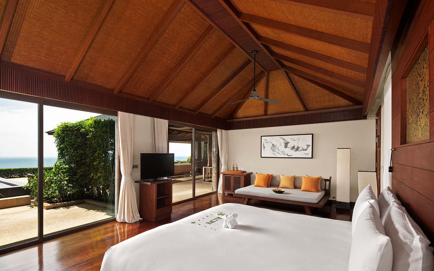 rooms-grand-residence-pool-villa