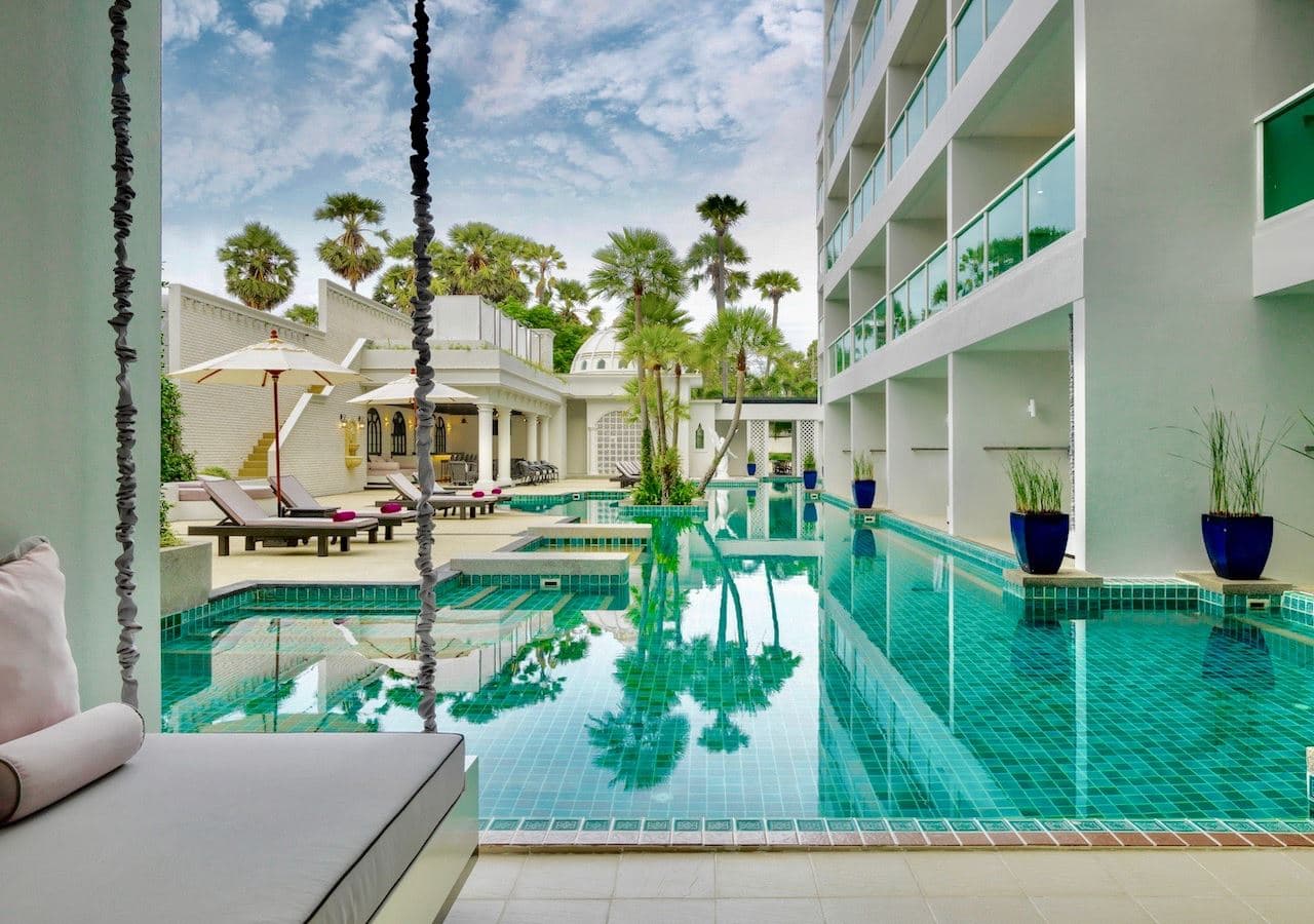 pools-outdoor-pool