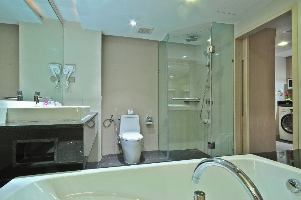 rooms-premier-triple-room