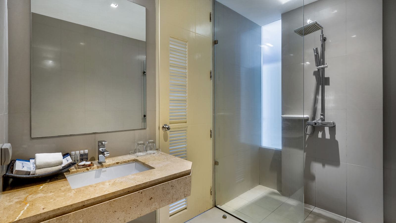 rooms-luxury-pent-1-bedroom