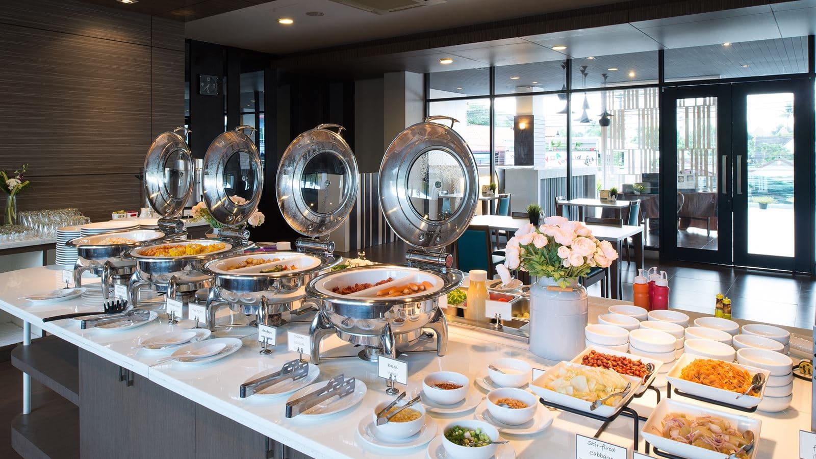 restaurants-restaurant