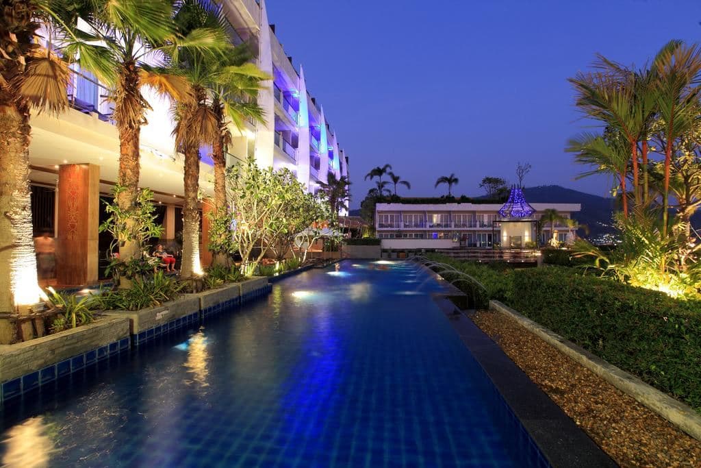 pools-outdoor-pool