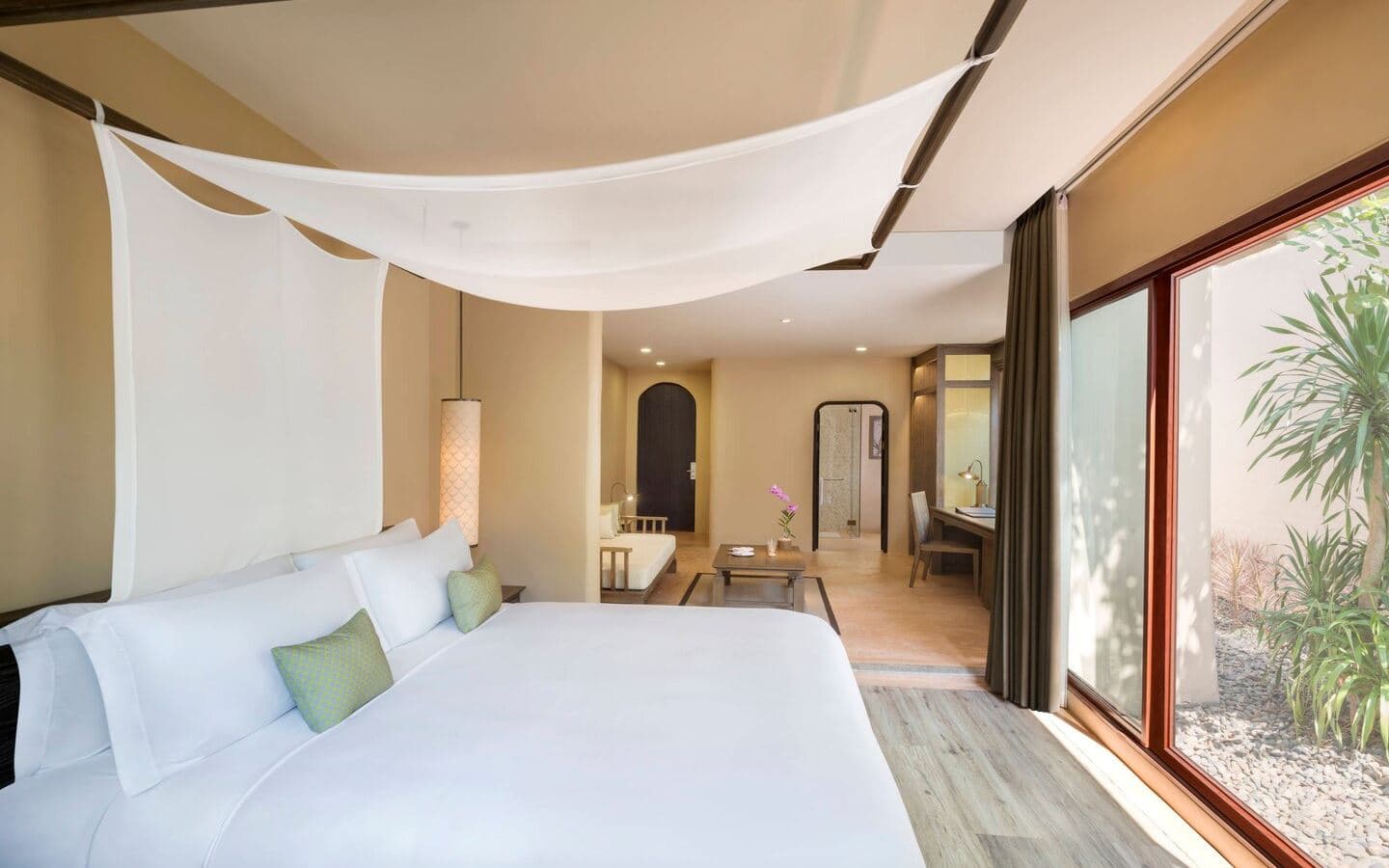 rooms-grand-deluxe