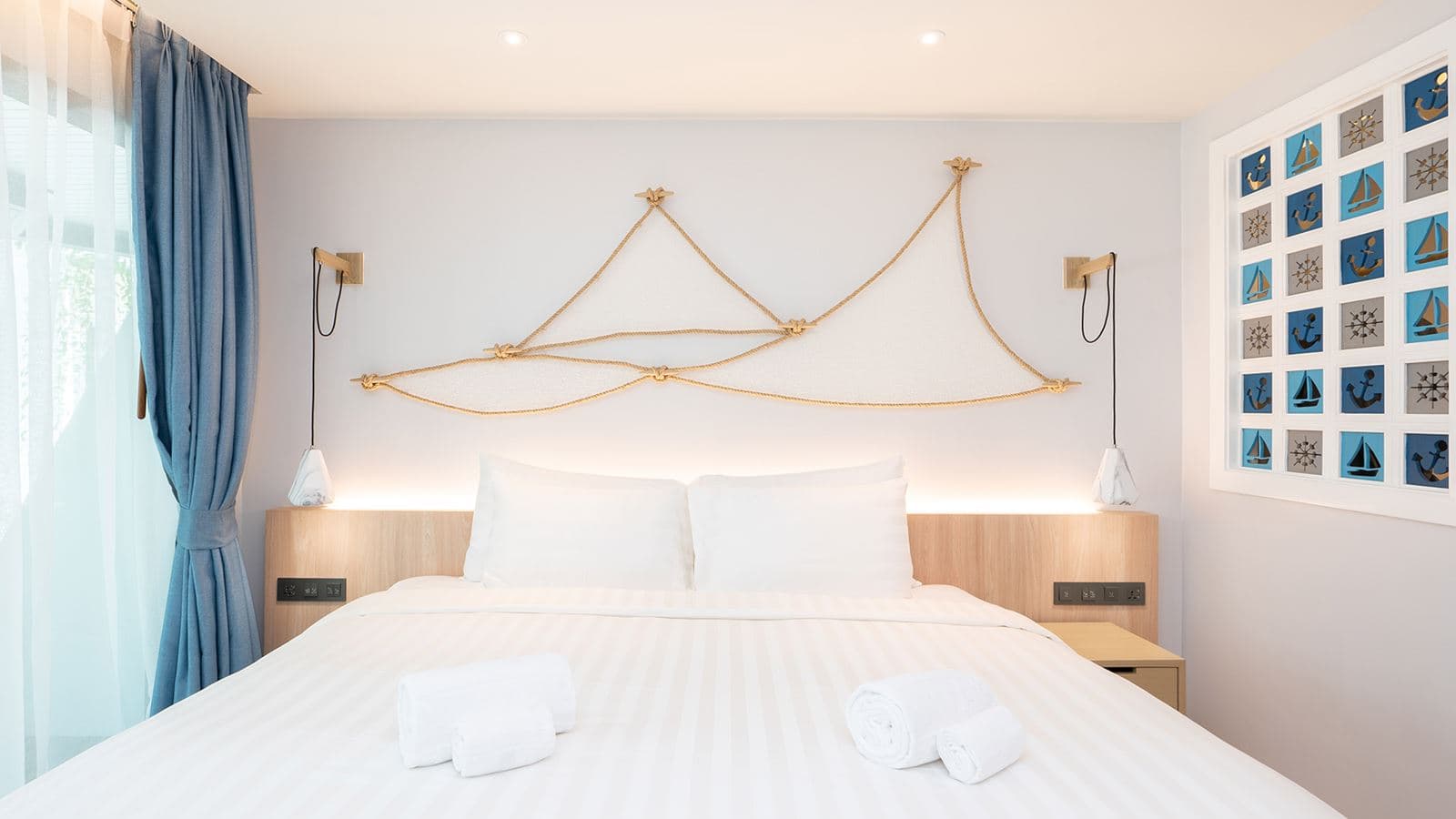 rooms-deluxe-pool-access-pool-view