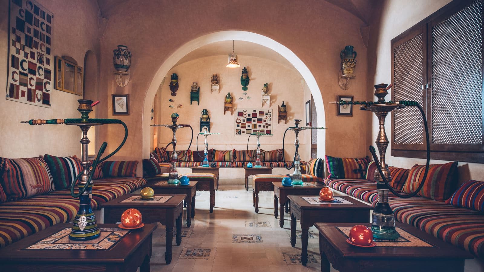 bars-arab-cafe