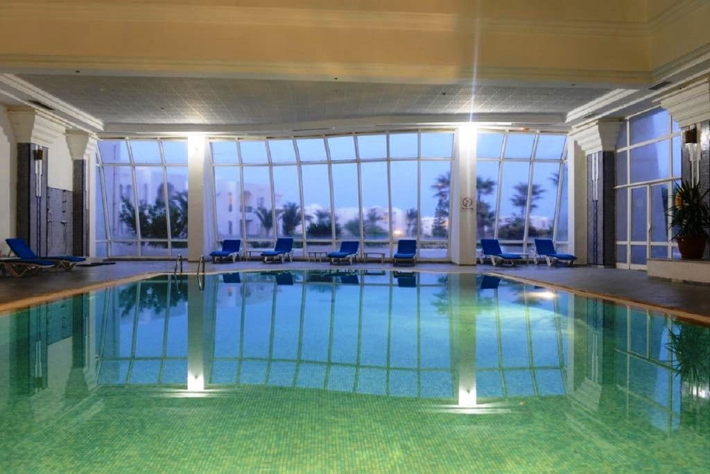 pools-indoor-pool