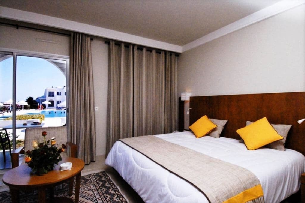 rooms-menzel-double-room