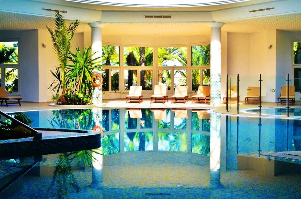 pools-indoor-pool
