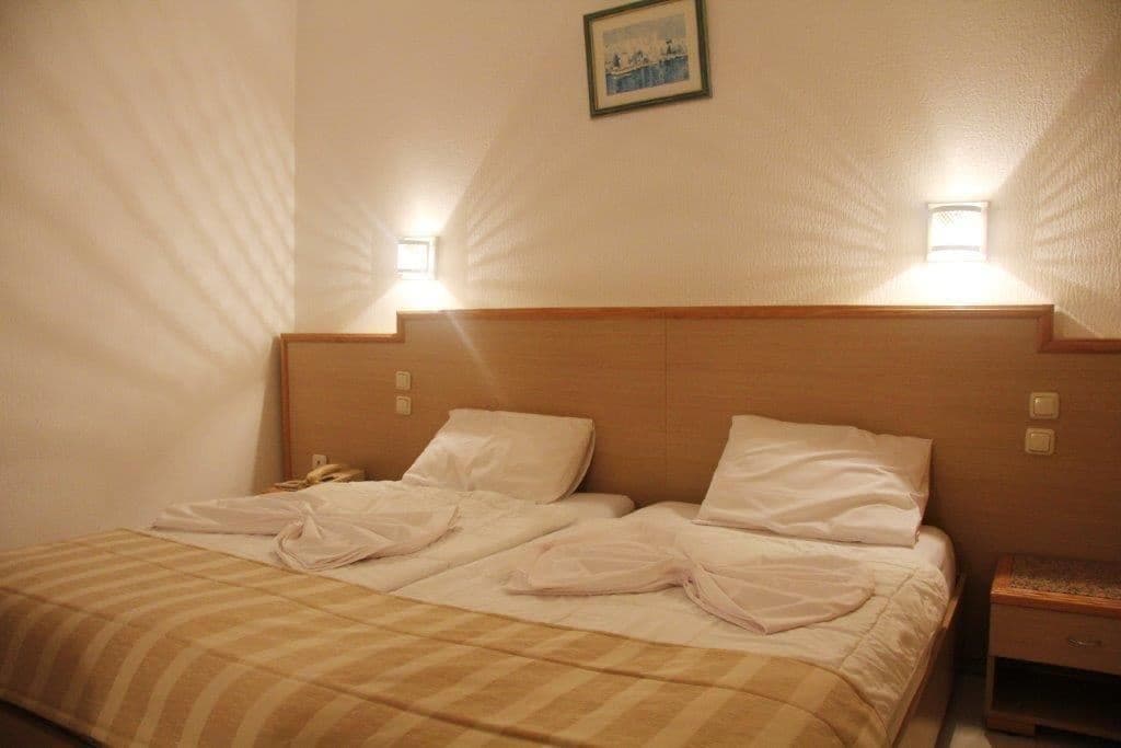 rooms-room-standard-gardenview
